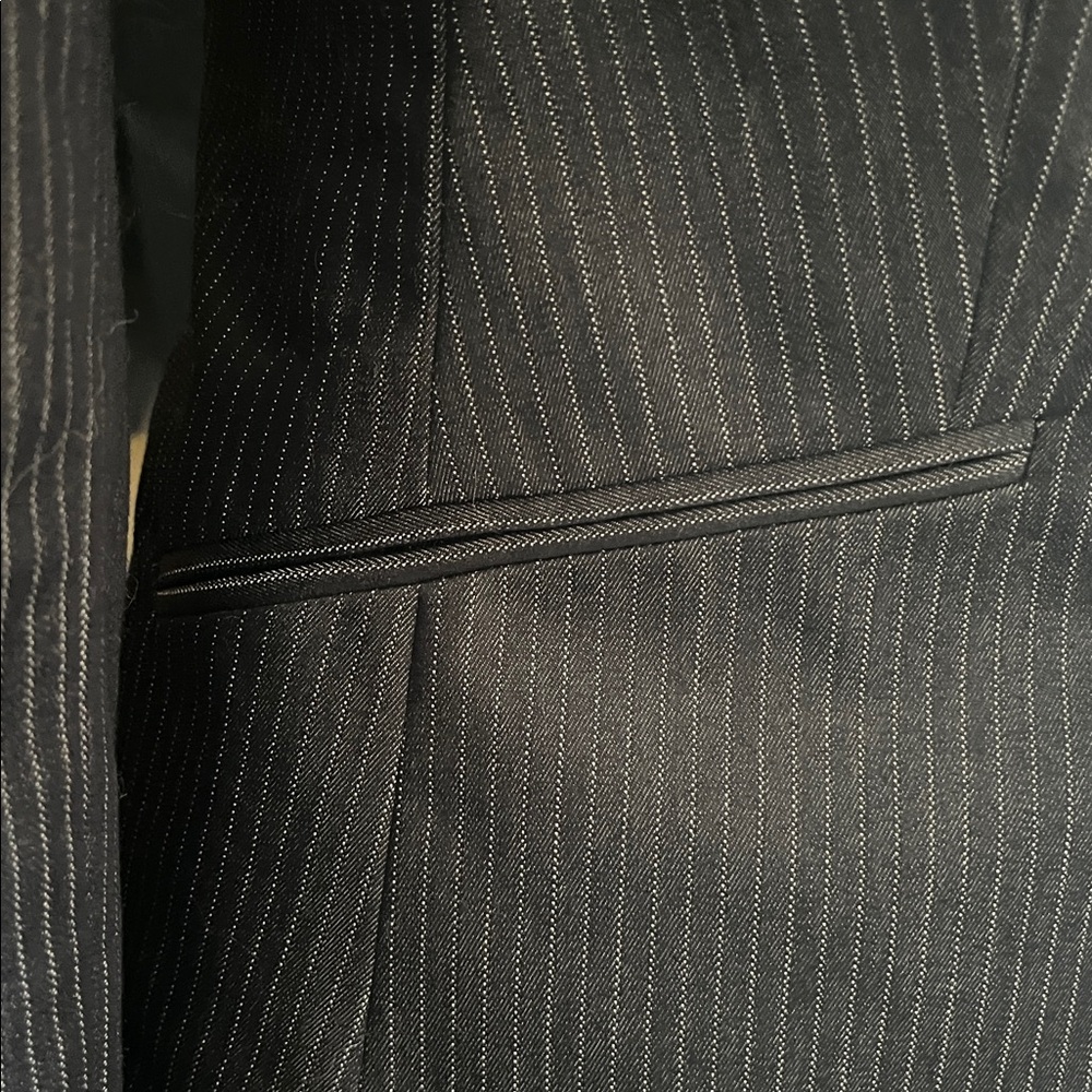 Express Blue & White Fitted Pinstripe Blazer w/pouf shoulders gold button Size 6 - Picture 8 of 13